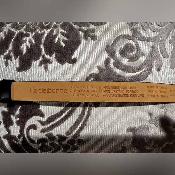Liz Claiborne belt - Picture 7 of 9